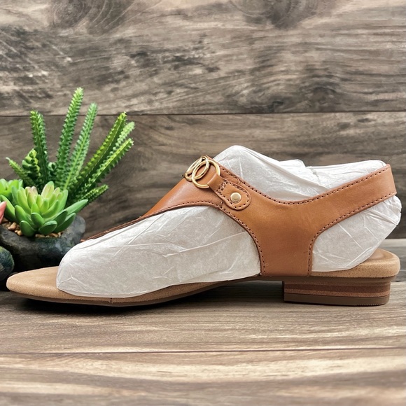 NIB Earth Origins Mendy Leather Thong Sandal Saddle 9M 40.5 - Picture 6 of 12